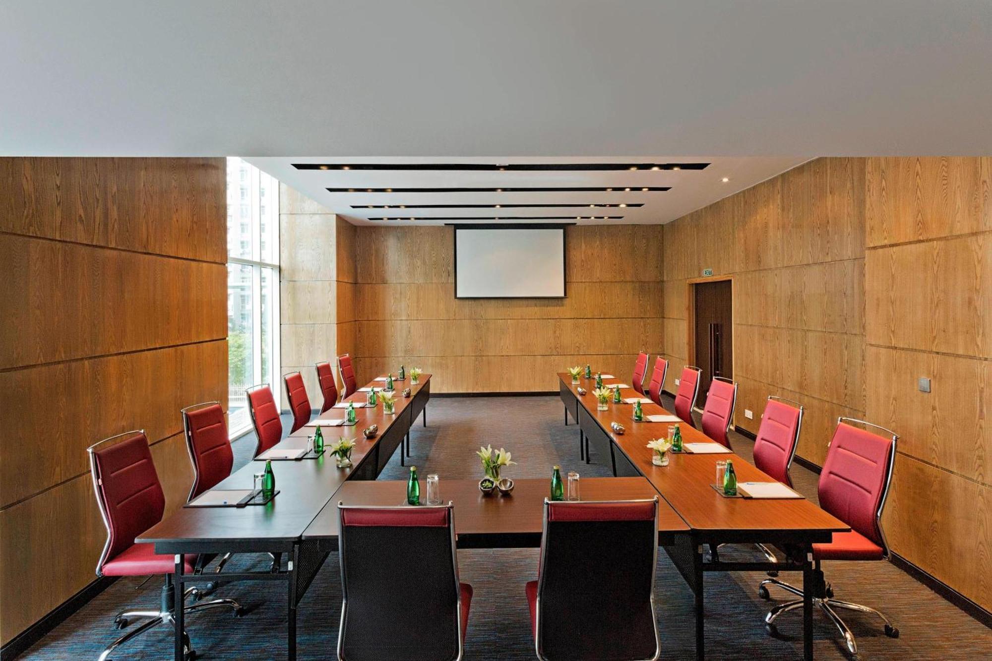 Fairfield By Marriott Lucknow Hotel Exterior photo
